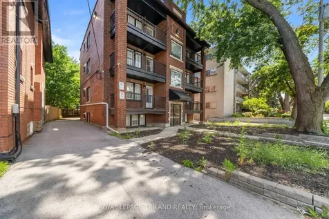 15 Balmoral Avenue South Hamilton (delta) ON L8M 3J7