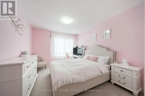 12 Tupling Street Bradford West Gwillimbury (bradford) ON L3Z 0W8