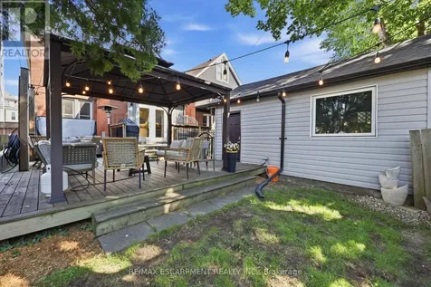 70 Gage Avenue South Hamilton (gibson) ON L8M 3C9
