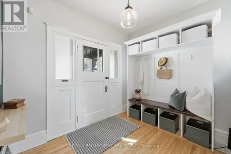 70 Gage Avenue South Hamilton (gibson) ON L8M 3C9