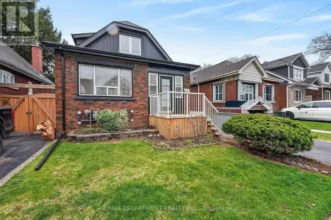 101 Houghton Avenue South Hamilton (delta) ON L8K 2M9