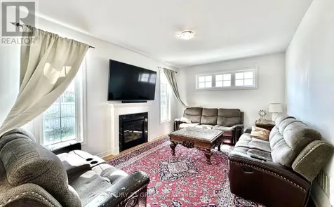 21 Tupling Street Bradford West Gwillimbury (bradford) ON L3Z 0W8