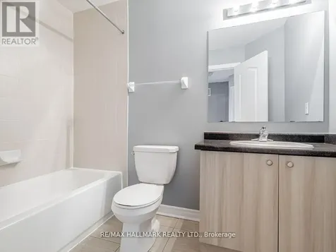 15 Old Colony Road Richmond Hill (oak Ridges Lake Wilcox) ON L4E 4L5