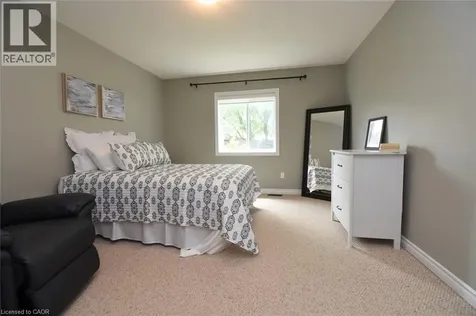 132 Clough Crescent Guelph ON N1L 0E4