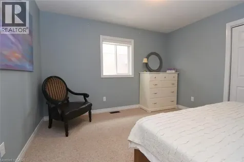 132 Clough Crescent Guelph ON N1L 0E4