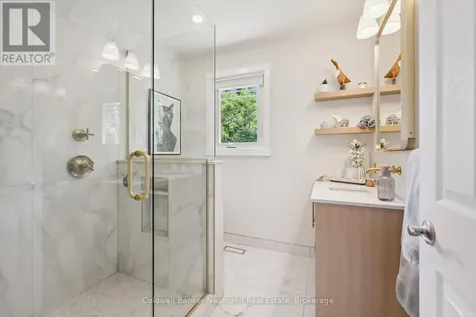 25 Bennett Avenue Guelph (st. George's) ON N1E 2C6
