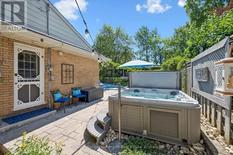 25 Bennett Avenue Guelph (st. George's) ON N1E 2C6
