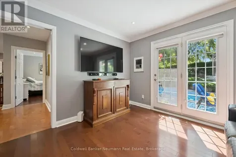 25 Bennett Avenue Guelph (st. George's) ON N1E 2C6
