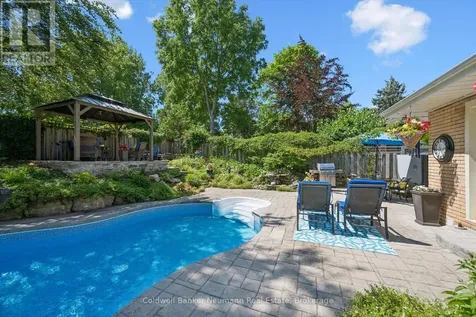 25 Bennett Avenue Guelph (st. George's) ON N1E 2C6