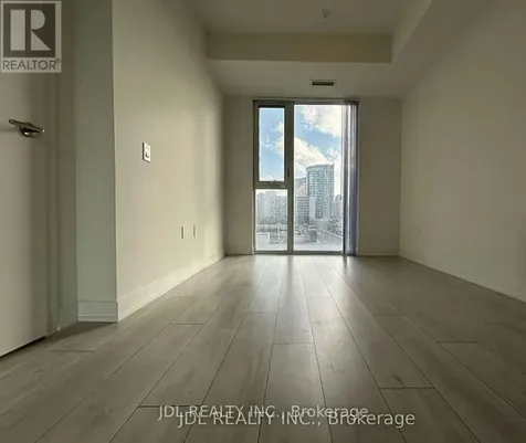 5858 Yonge St Street Toronto (newtonbrook West) ON M2M 0C6