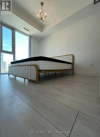 5858 Yonge St Street Toronto (newtonbrook West) ON M2M 0C6