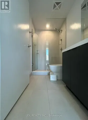 5858 Yonge St Street Toronto (newtonbrook West) ON M2M 0C6