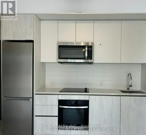 5858 Yonge St Street Toronto (newtonbrook West) ON M2M 0C6