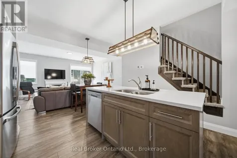 103 Stephenson Way Minto ON N0G 2P0