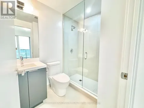5858 Yonge Street Toronto (newtonbrook West) ON M2M 0C6