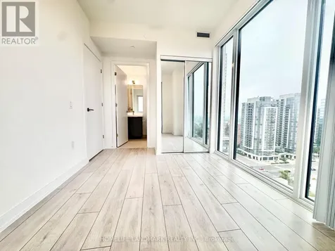 5858 Yonge Street Toronto (newtonbrook West) ON M2M 0C6