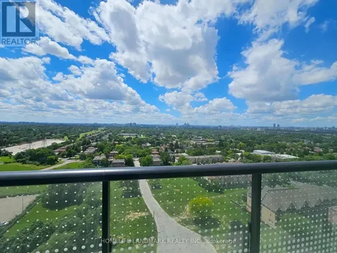 5858 Yonge Street Toronto (newtonbrook West) ON M2M 3T3