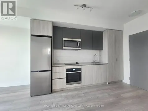 5858 Yonge Street Toronto (newtonbrook West) ON M2M 3T3