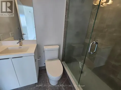 5858 Yonge Street Toronto (newtonbrook West) ON M2M 3T3