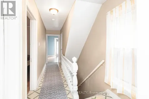 44 Arthur Avenue North Hamilton (gibson) ON L8L 6C5