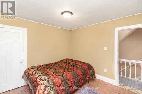 44 Arthur Avenue North Hamilton (gibson) ON L8L 6C5