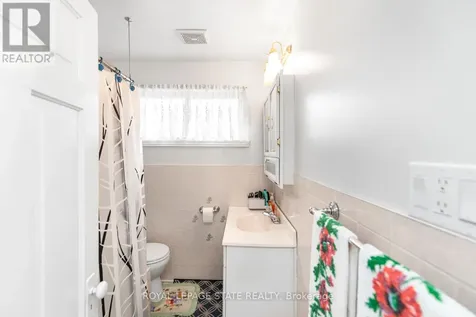 44 Arthur Avenue North Hamilton (gibson) ON L8L 6C5
