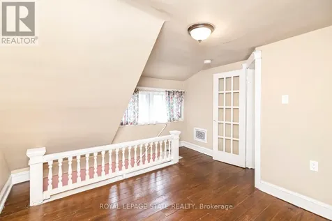44 Arthur Avenue North Hamilton (gibson) ON L8L 6C5