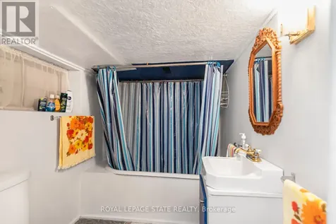 44 Arthur Avenue North Hamilton (gibson) ON L8L 6C5
