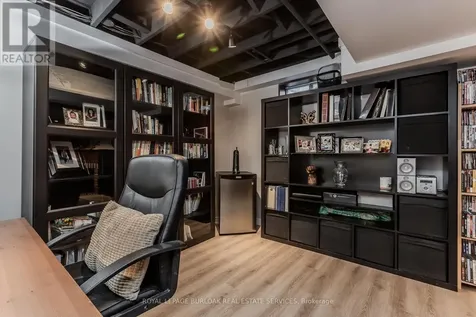 5411 Lakeshore Road Burlington (appleby) ON L7L 1E1
