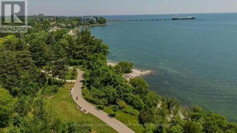 5411 Lakeshore Road Burlington (appleby) ON L7L 1E1