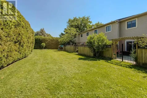 5411 Lakeshore Road Burlington (appleby) ON L7L 1E1