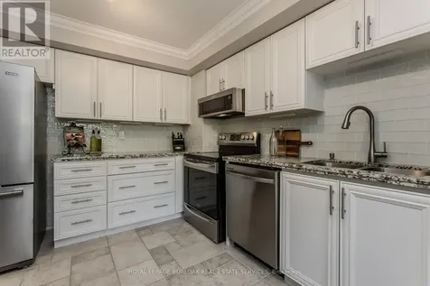 5411 Lakeshore Road Burlington (appleby) ON L7L 1E1