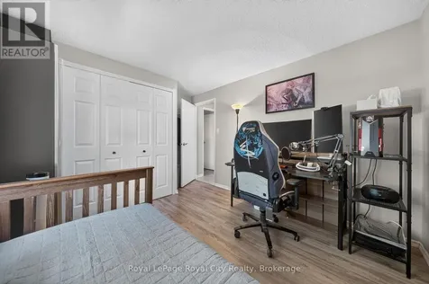 539 Willow Road Guelph (willow West/sugarbush/west Acres) ON N1H 7G3