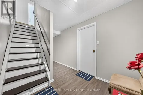539 Willow Road Guelph (willow West/sugarbush/west Acres) ON N1H 7G3
