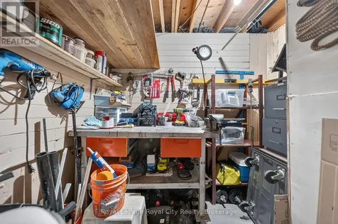 539 Willow Road Guelph (willow West/sugarbush/west Acres) ON N1H 7G3