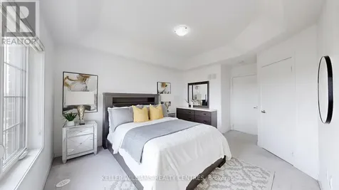 189 Harding Park Street Newmarket (glenway Estates) ON L3Y 0E3