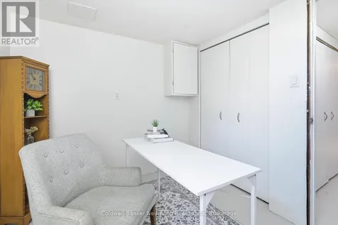 28 Chartwell Crescent Guelph (dovercliffe Park/old University) ON N1G 2T7