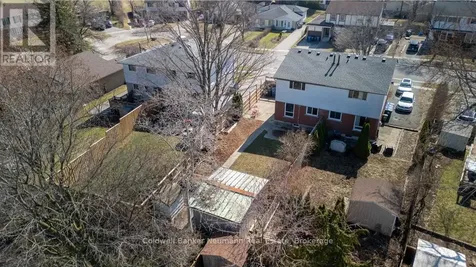 28 Chartwell Crescent Guelph (dovercliffe Park/old University) ON N1G 2T7