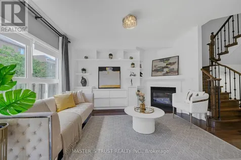 418 The Bridle Walk Markham (berczy) ON L6C 2M5