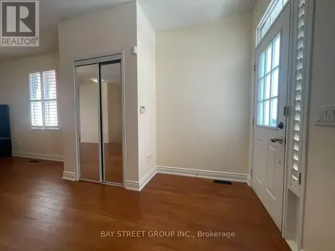 11 Belgrave Square Markham (berczy) ON L6C 2T1
