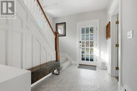 17 Park Avenue Halton Hills (ac Acton) ON L7J 1Y3