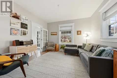 17 Park Avenue Halton Hills (ac Acton) ON L7J 1Y3