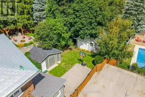 17 Park Avenue Halton Hills (ac Acton) ON L7J 1Y3