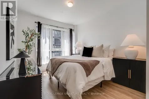2300 St. Clair Avenue West Toronto (junction Area) ON M6N 1K8