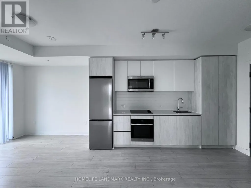 5858 Yonge Street Toronto (newtonbrook West) ON M2M 0C6