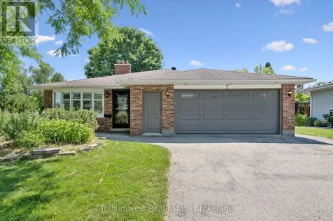 7 Teakwood Place Guelph (victoria North) ON N1E 6G7