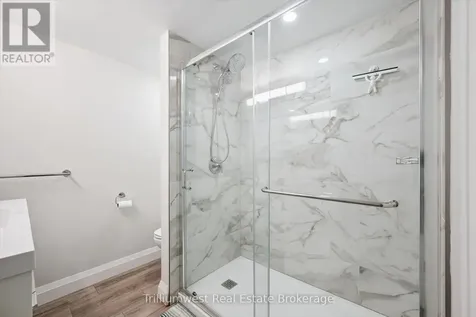 7 Teakwood Place Guelph (victoria North) ON N1E 6G7