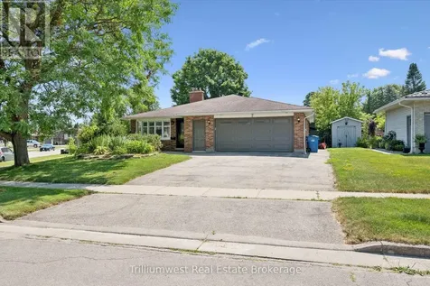 7 Teakwood Place Guelph (victoria North) ON N1E 6G7