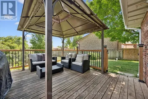 7 Teakwood Place Guelph (victoria North) ON N1E 6G7