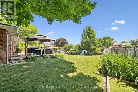 7 Teakwood Place Guelph (victoria North) ON N1E 6G7